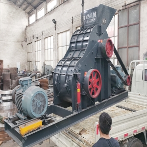 SCF1100X1000大型雙級(jí)粉碎機(jī)發(fā)貨圖片_發(fā)往甘肅平陽(yáng)_破碎煤矸石