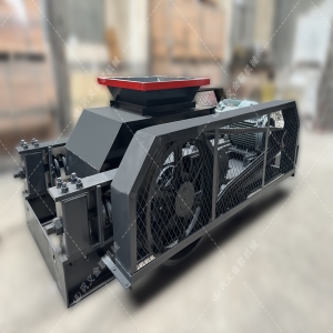 不挑食的 “實力派”：雙齒輥破碎機如何輕松應對礦石開采中的多樣物料？?