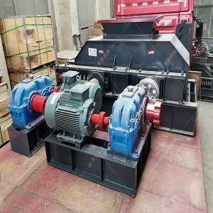 大型雙齒輥破碎機 無軸滾筒篩分機發(fā)貨圖片