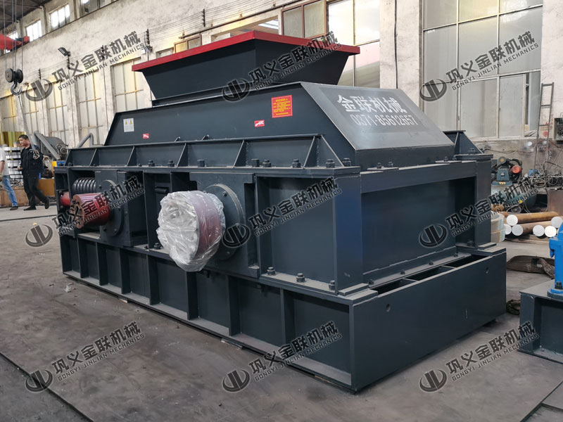 日產200噸對輥制砂機多少錢一臺，有哪些型號合適？