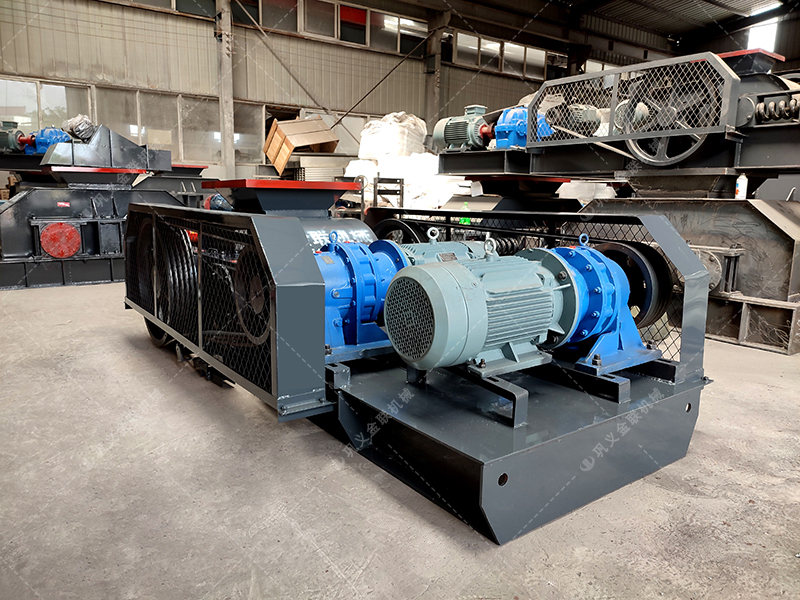 2PG400x400小型對輥破碎機發貨圖片_發往廣西雨林_破碎沙子