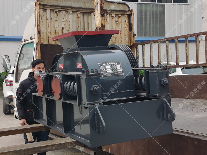 2PG400X250對輥破碎機發貨圖片_發往湖南長沙_破碎焦沫