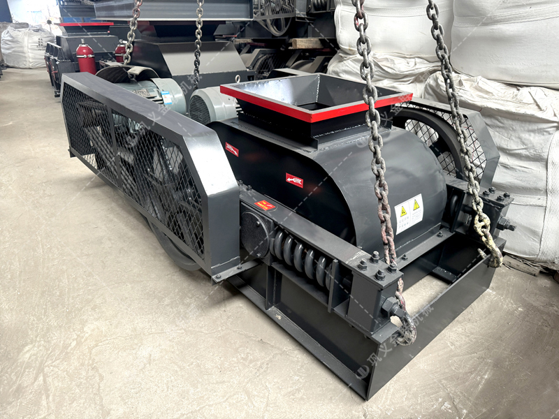 大產(chǎn)量需求下,雙齒輥破碎機(jī)憑什么保證出料均勻度? 大產(chǎn)量需求下,雙齒輥破碎機(jī)憑什么保證出料均勻度?