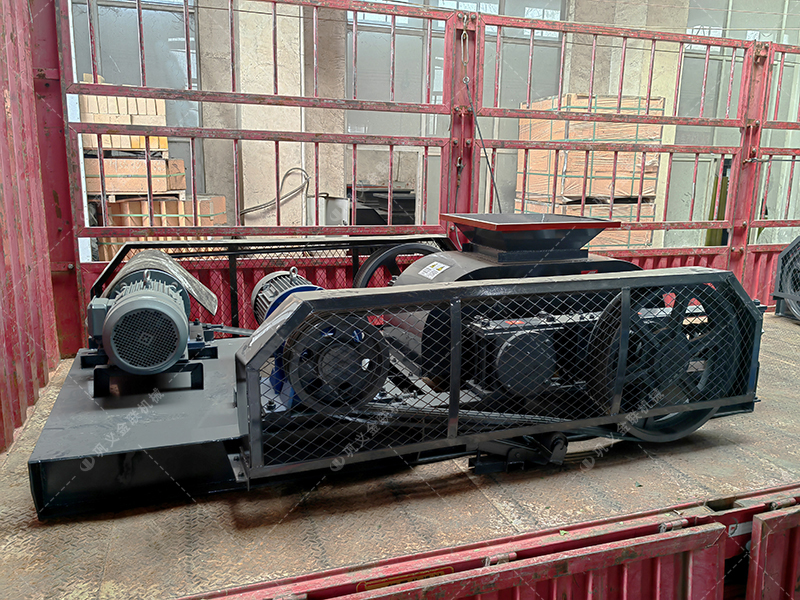 大產(chǎn)量需求下,雙齒輥破碎機(jī)憑什么保證出料均勻度? 大產(chǎn)量需求下,雙齒輥破碎機(jī)憑什么保證出料均勻度?